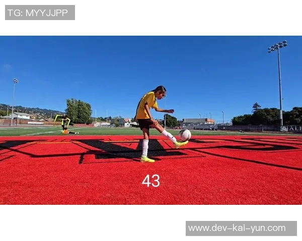 足球考试颠球技巧解析与训练方法分享助你轻松通过考试